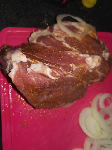 Как приготовить мясо свинины с картофелем