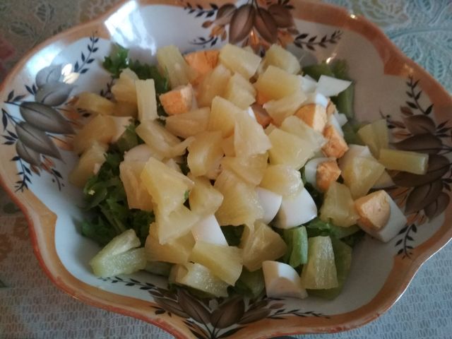 Салат с креветками и ананасом рецепт – Салаты. «Еда»