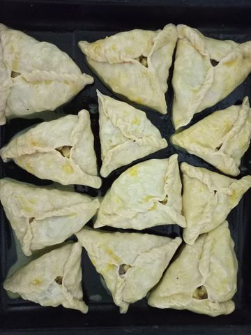 Треугольники с мясом и картошкой Эчпочмак