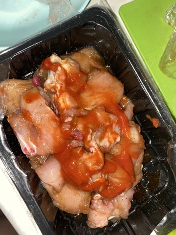 Курица в кисло-сладком соусе по китайски с томатной пастой и соевым соусом