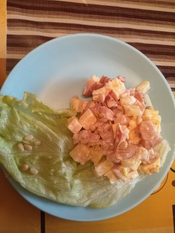 Лесная экзотика — салат с кедровыми орешками « Рецепты Надежды