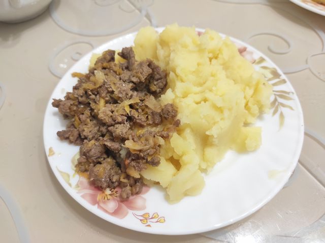 Рецепт картофельных зраз с фаршем на сковороде