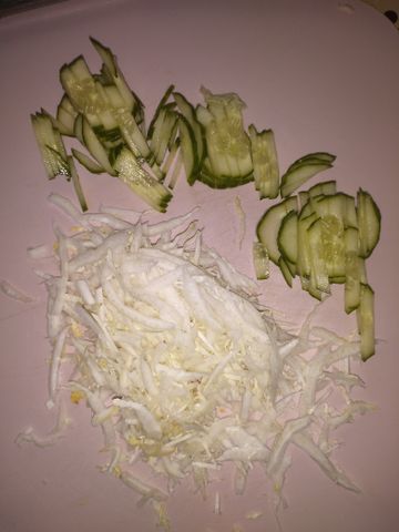 Салат с крабовыми палочками «Коррида»