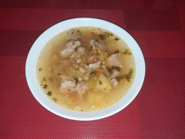 Суп из свиного рагу