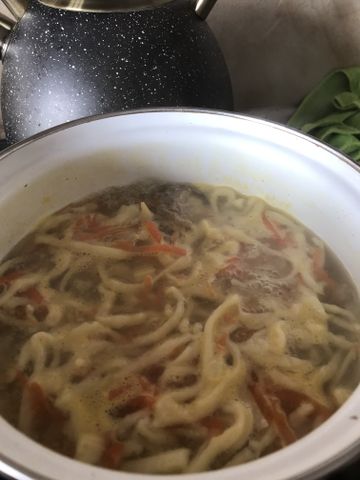 Суп с жареной свининой