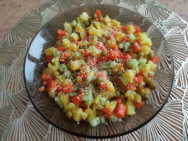 Салат «Мозаика», пошаговый рецепт на ккал, фото, ингредиенты - Yloris