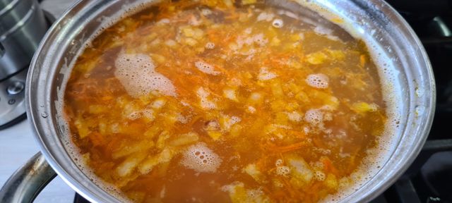 Гороховый суп с копченой курицей и беконом - пошаговый рецепт с фото на Готовим дома