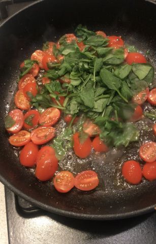 Форель в сливочном соусе на сковороде – рецепт с фото пошагово