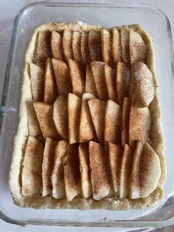 Пирог с тертыми яблоками