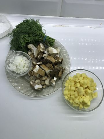 грибной суп рецепт из замороженных грибов на мясном бульоне с картошкой | Дзен