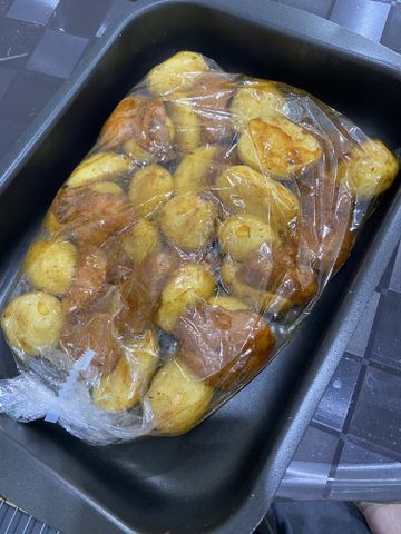 Курица с картошкой в пакете для запекания