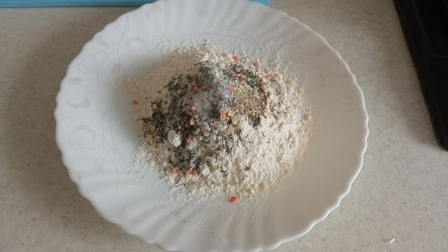 Как приготовить жареное филе пикши в кляре на сковороде