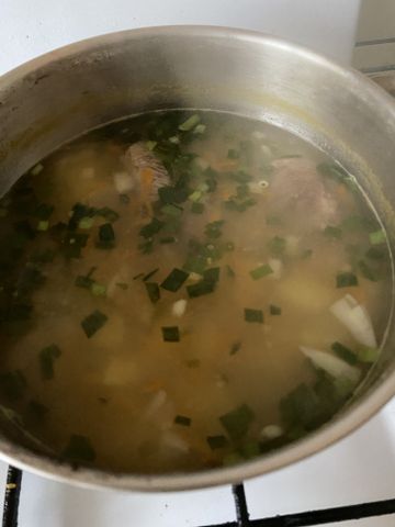 Балтийский суп с маринованными груздями и курицей