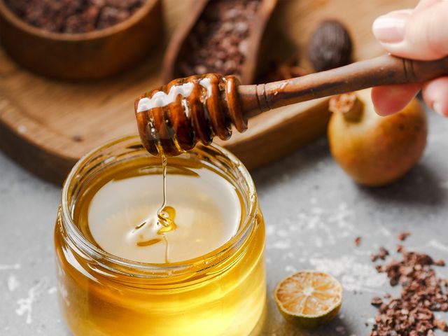 Как растопить засахарившийся мед в стеклянной банке? 4 простых способа