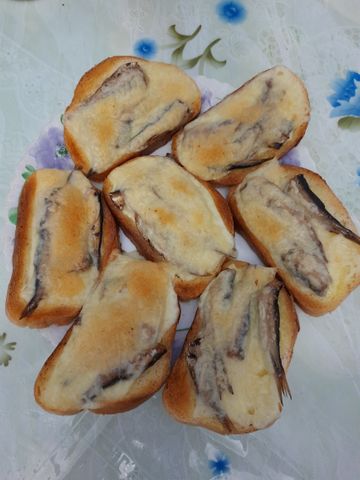 Горячие бутерброды с горбушей и сыром в духовке — рецепт с фото пошагово