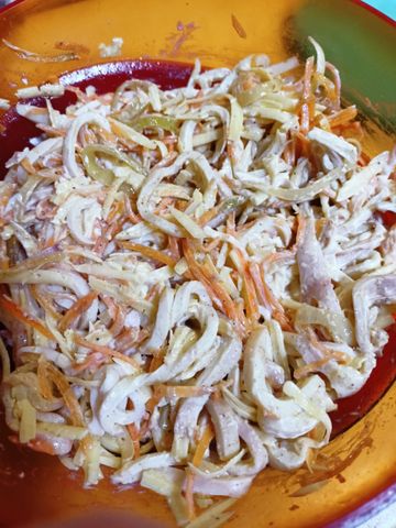 салат из кальмаров и корейской моркови рецепт | Дзен