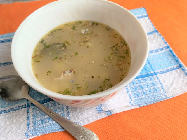 Суп с консервированной сайрой и рисом - пошаговый рецепт с фото на gkhyarovoe.ru