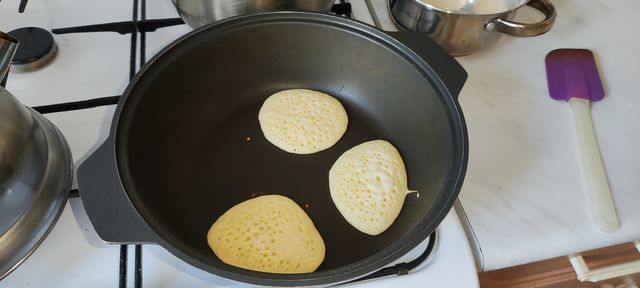 Панкейки на молоке: простой рецепт вкусного завтрака