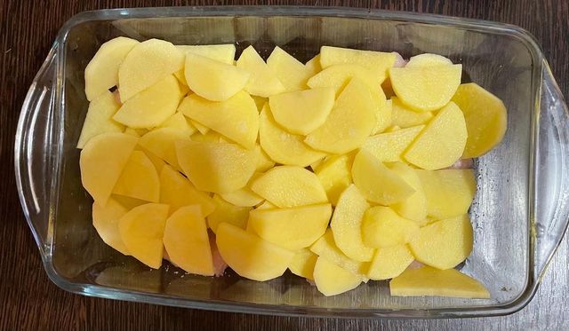 Картофель, запеченный с помидорами под сыром | Фоторецепт с подробным описанием от internat-mednogorsk.ru