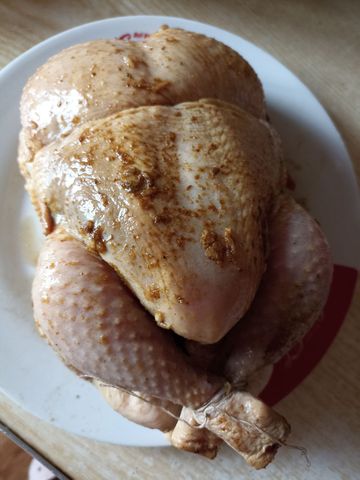Курица гриль на вертеле в духовке целиком на праздник