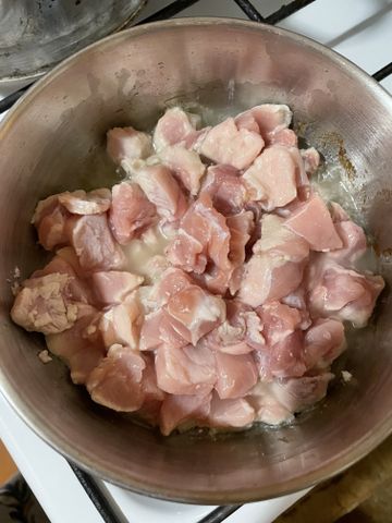 как приготовить поджарку из свинины на сковороде с подливкой как в столовой рецепт пошаговый | Дзен