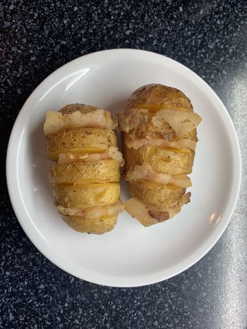 картошка с салом по деревенски в духовке рецепт | Дзен