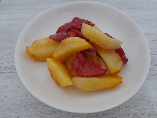 Тушеная картошка с болгарским перцем: рецепт с фото