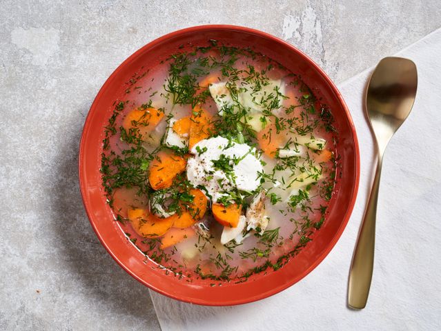 Рыбный суп из филе минтая с овощами — диетический рецепт