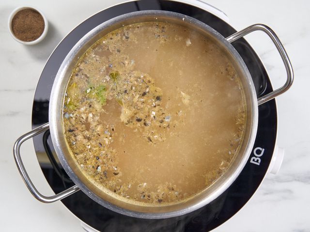 Суп из рыбной консервы сардины с рисом. Пошаговый рецепт с фото