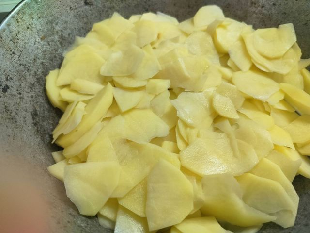 Окорочка с картошкой в духовке