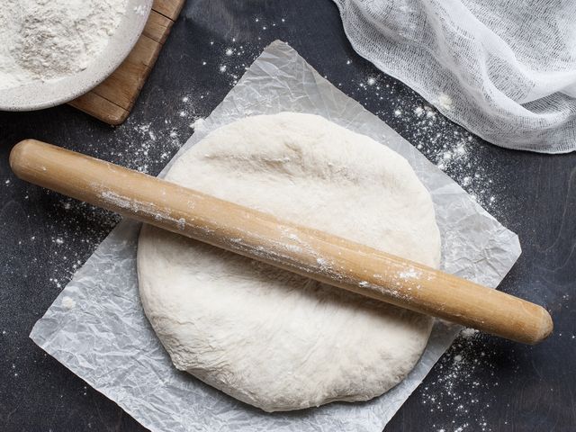 Как тонко раскатать тесто? — 39 ответов