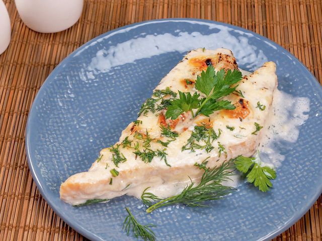 Красная рыба в сливочном соусе в духовке – пошаговый рецепт приготовления с фото