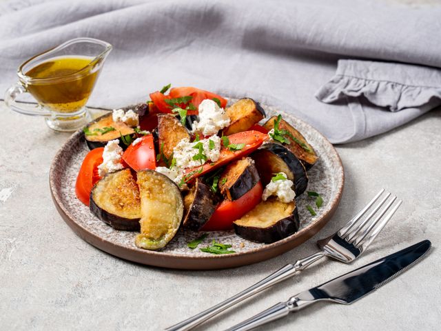 Баклажаны с помидорами и сыром в духовке, пошаговый рецепт с фото от автора Лера