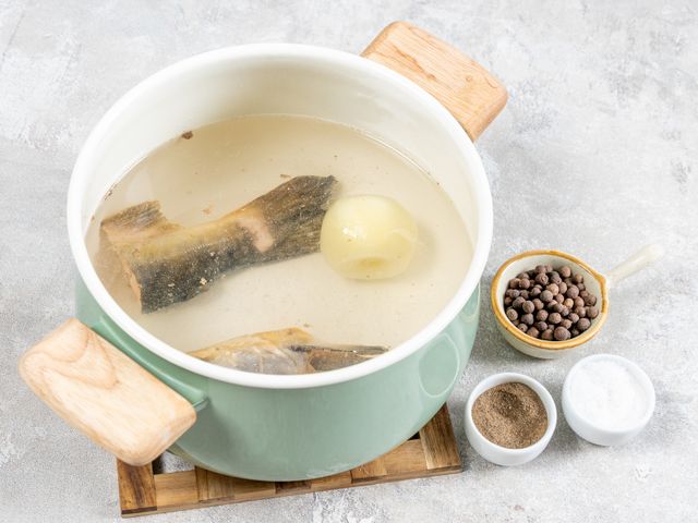 Как сварить суп из рыбьей головы — самые вкусные рецепты