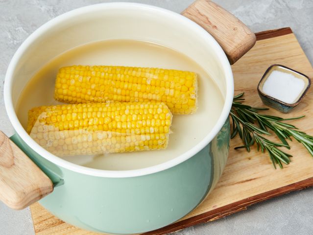 Жареная кукуруза – пошаговый рецепт приготовления с фото