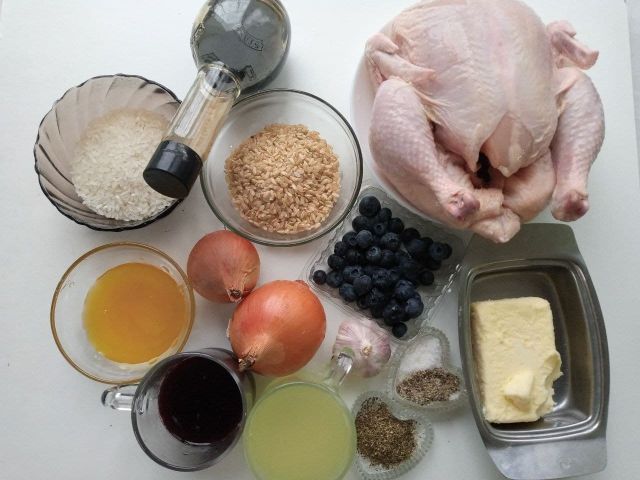 Как приготовить жареного цыпленка в йогурте: попробуйте этот рецепт для вкусного семейного обеда