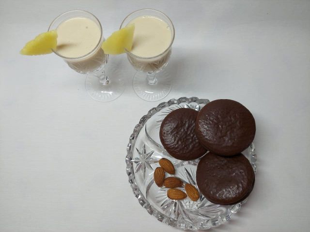 Рецепт 2: Сливочно-кофейный ликер с шоколадом