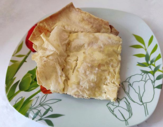 Шедевральный пирог из лаваша с сыром в духовке