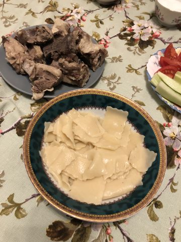 Ароматные грузинские хинкали: рецепт приготовления