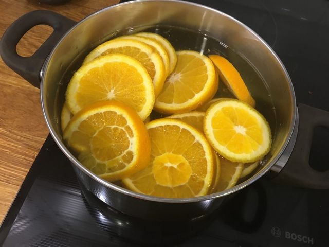 Как приготовить апельсин в духовке. Апельсины запеченные в духовке. Кольцо апельсин.