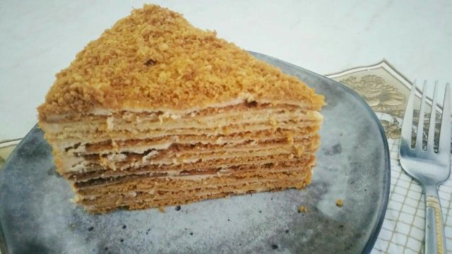 Торт медовик или рыжик - пошаговый рецепт с фото