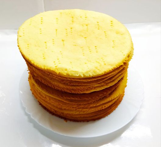 Бисквитный медово-ореховый торт 
