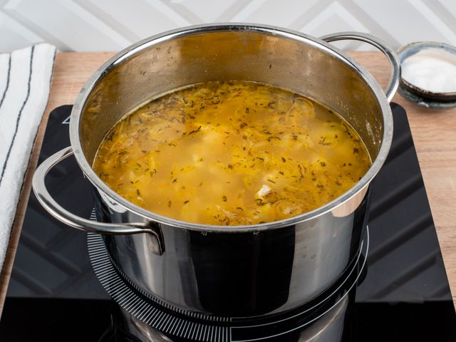 Суп-лапша с курицей по-домашнему: рецепт с фото пошагово