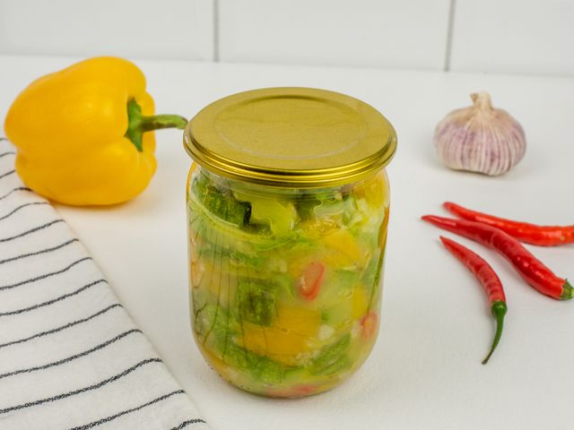 Салат из кабачков на зиму «Тещин язык» — 2 простых и вкусных рецепта