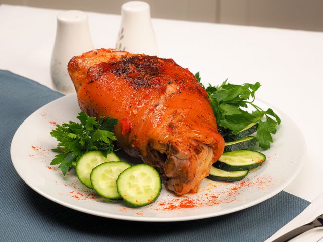 Свиная рулька, тушенная в мультиварке - лучший рецепт на сайте Вкусно Дома