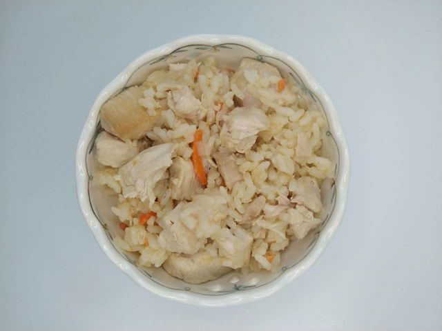 Ленивая сковорода с рисом и курицей