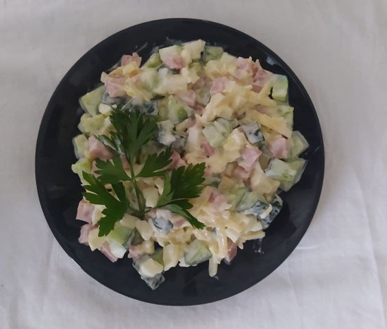 Быстрый пикантный салат с фасолью и ветчиной - рецепт автора Александра Васильева 🏃‍♂️