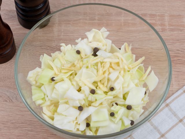Рецепт быстрого приготовления хрустящей квашеной капусты