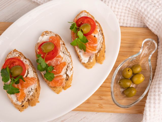 Бутерброд с ветчиной и помидорами - пошаговый рецепт с фото на malino-v.ru