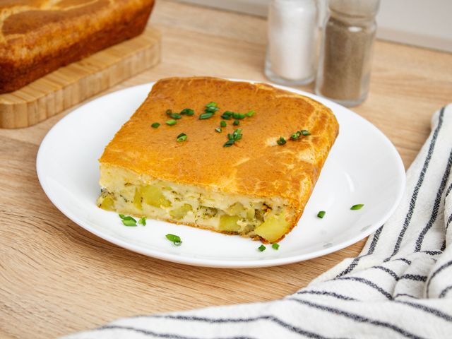 Пирог с картошкой и яйцом (в начинке) — рецепт с фото пошагово